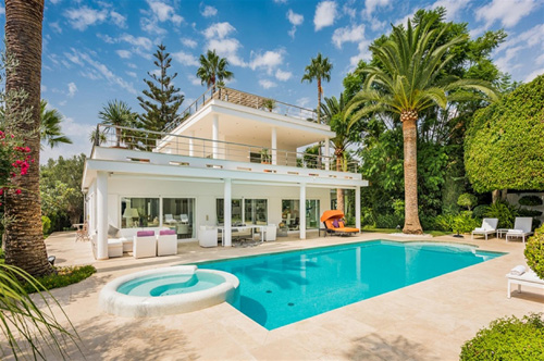 villa in nueva andalucia