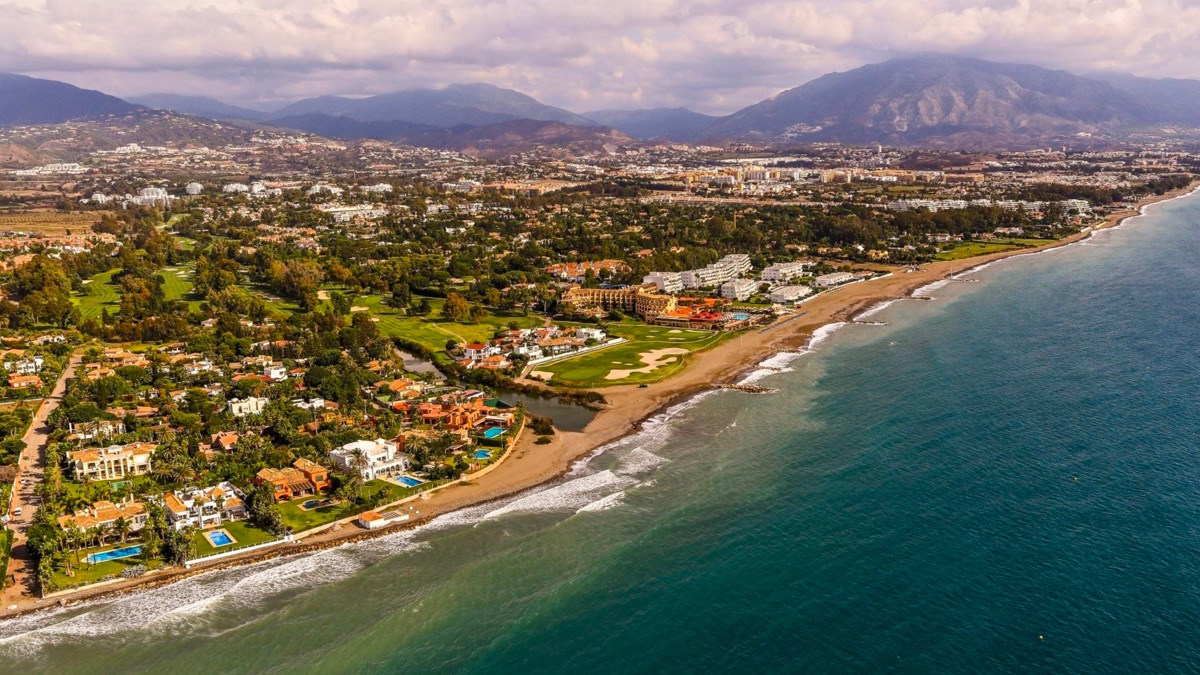 Guadalmina baja from the air